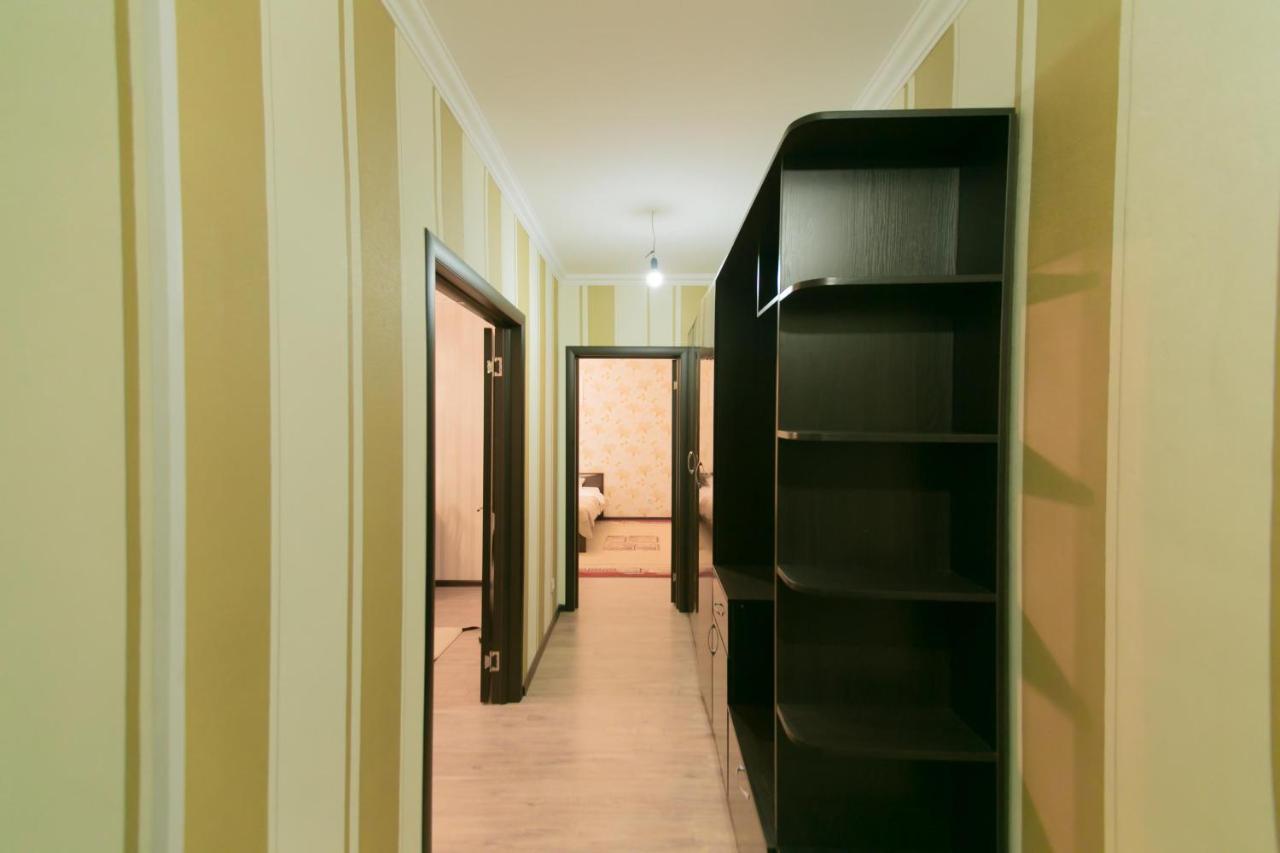 Cozy Apartment On Sarayshyq Street 5E Astaná Exterior foto