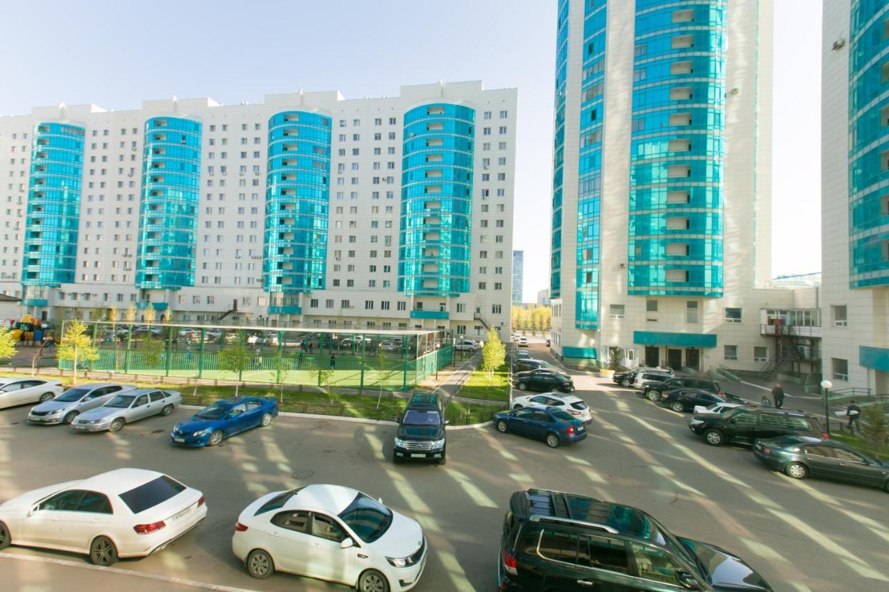 Cozy Apartment On Sarayshyq Street 5E Astaná Exterior foto