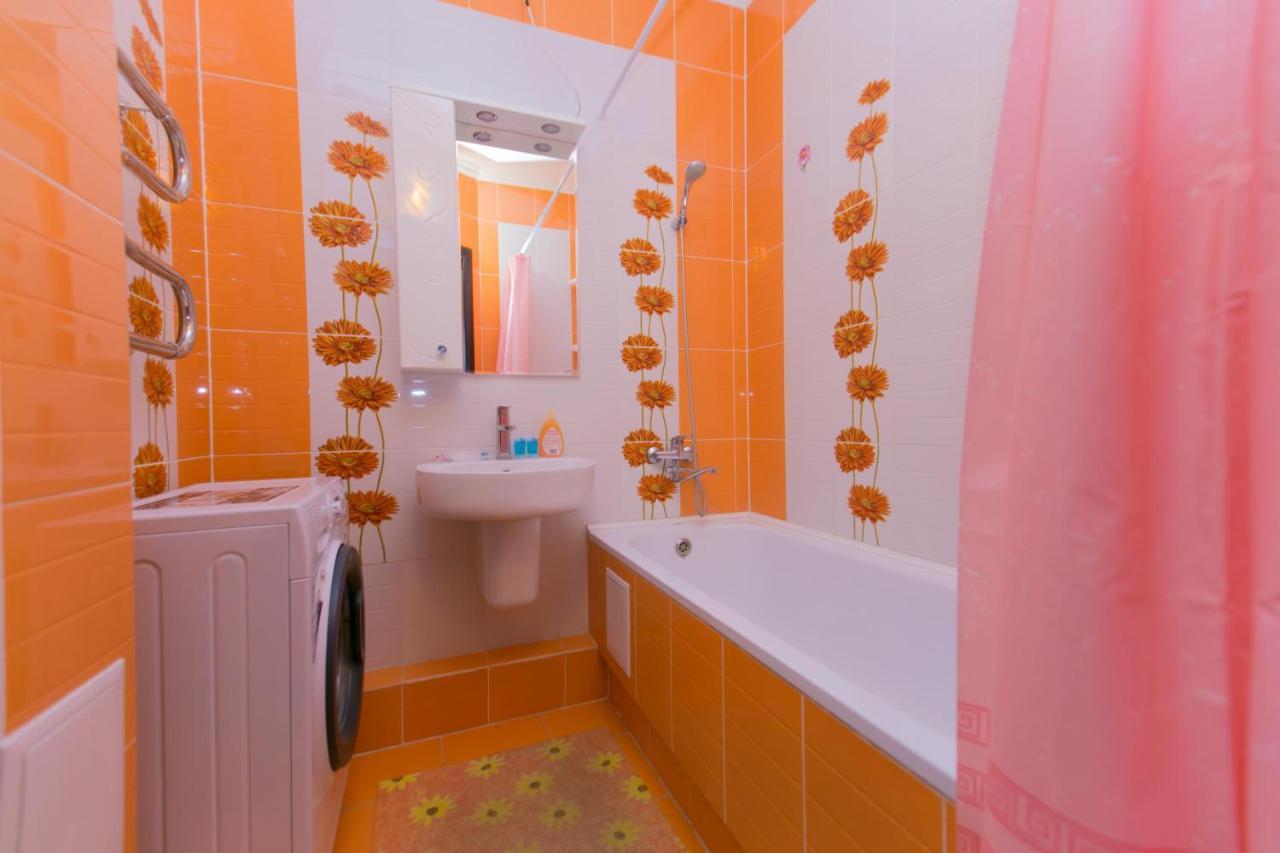 Cozy Apartment On Sarayshyq Street 5E Astaná Exterior foto